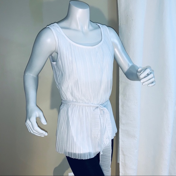 2/$20 Ricki’s Pleat White Crinoline Tank Top - Picture 2 of 8